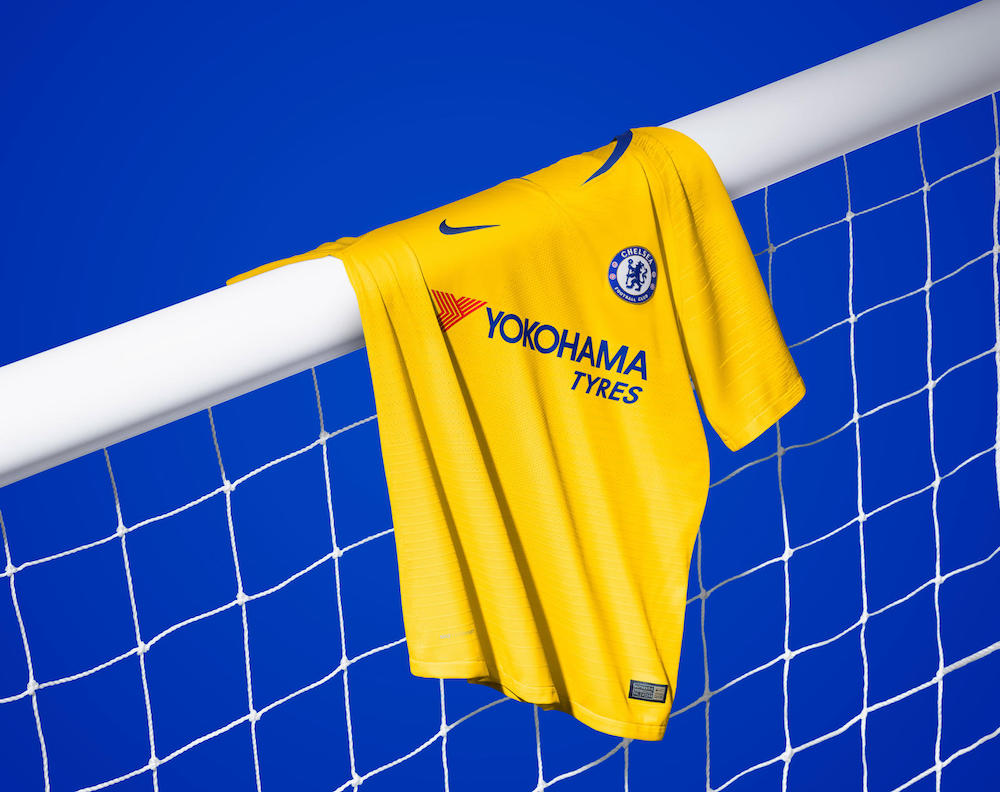 Chelsea Away Kit 2018-19