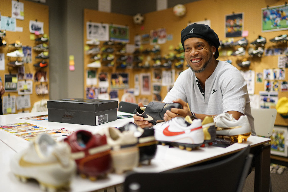 Ronaldinho và cơ duyên với Sneakers Hinh anh 1: Ronaldinho va co duyen voi Sneakers